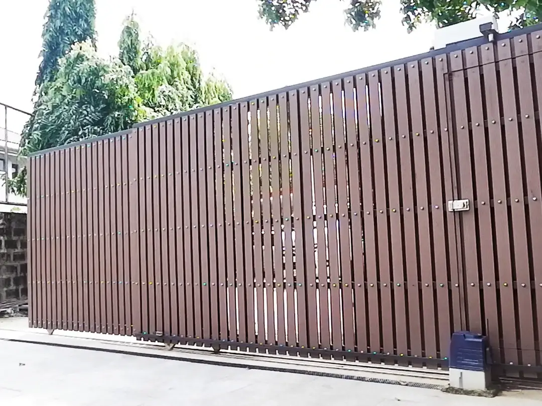 Sliding Gate